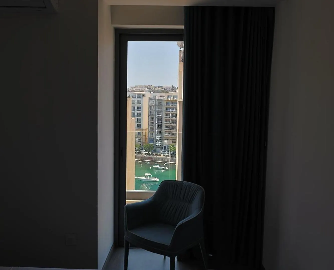 Stylish 3 Bed Partial Seaview Daire Saint Julian's 0*,  Malta