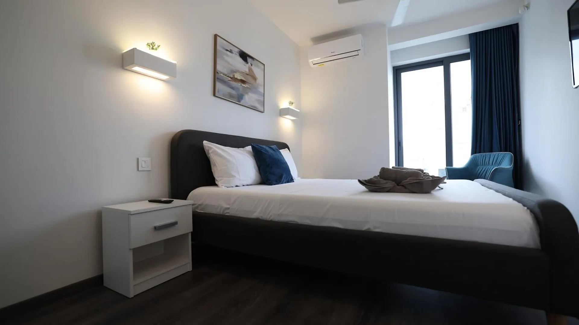 Stylish 3 Bed Partial Seaview Daire Saint Julian's 0*,